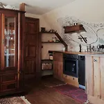 Penzion Vinoteegi Residents 4*