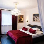 Vinoteegi Residents Guest house Kuressaare