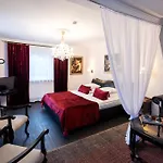Penzion Vinoteegi Residents Kuressaare