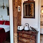 Vinoteegi Residents 4* Kuressaare
