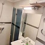 Vinoteegi Residents 4* Kuressaare