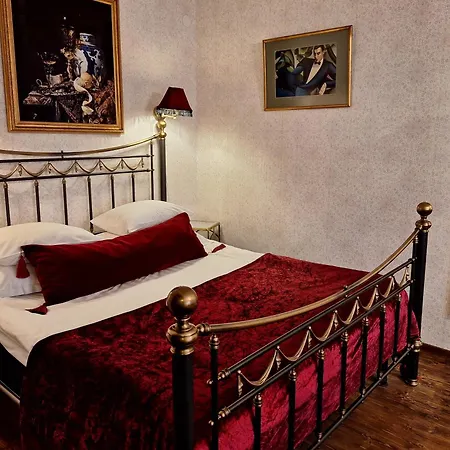 ゲストハウス Vinoteegi Residents クレサーレ