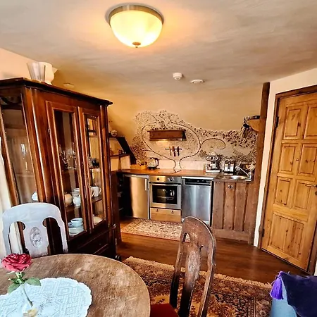 Vinoteegi Residents Guest house 3*