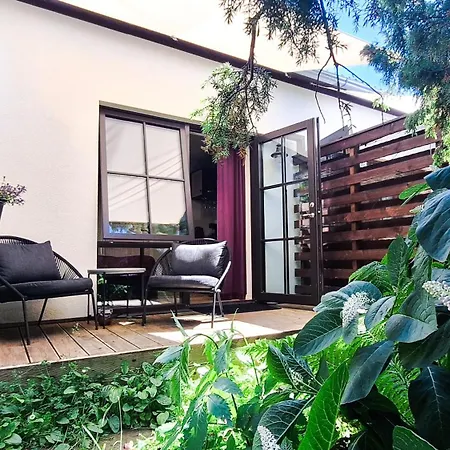 Vinoteegi Residents Guest house 4*