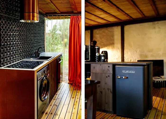 Vinoteegi Residents Guest house Kuressaare