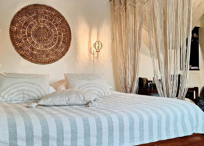 Vinoteegi Residents Kuressaare