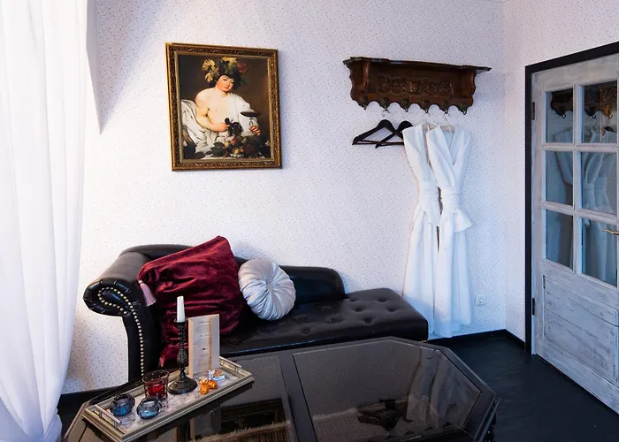 Vinoteegi Residents Guest house Kuressaare