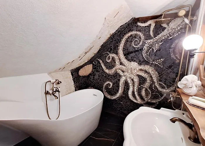 Vinoteegi Residents Guest house 4*